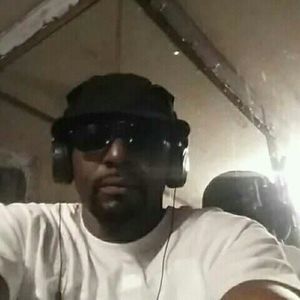 Meet your Posher, Jay jay